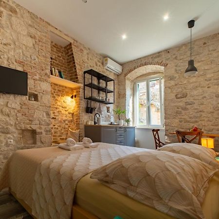 Rooms And Apartments Djanovic Сплит Екстериор снимка