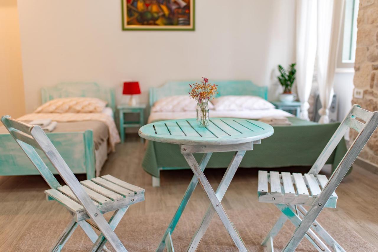 Rooms And Apartments Djanovic Сплит Екстериор снимка